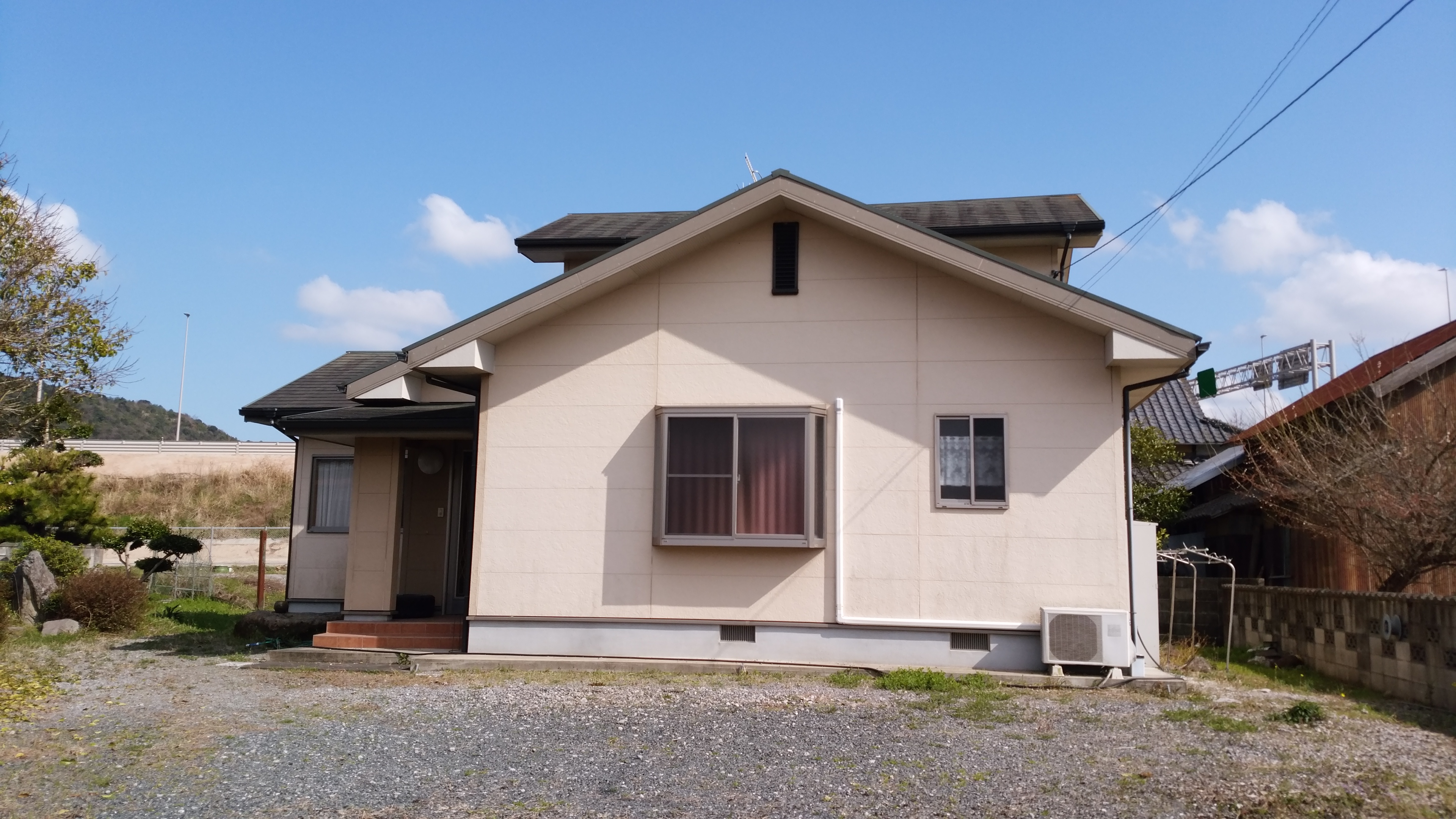 貸家(中津市西秣)|賃貸物件|大分県中津市の不動産会社 アシスト・ハクユウ不動産株式会社 賃貸物件 貸家(中津市西秣)|賃貸物件|大分県中津市の不動産会社 アシスト・ハクユウ不動産株式会社 賃貸物件